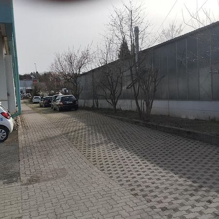 enjoyHotel garni Korntal Stuttgart Bagian luar foto