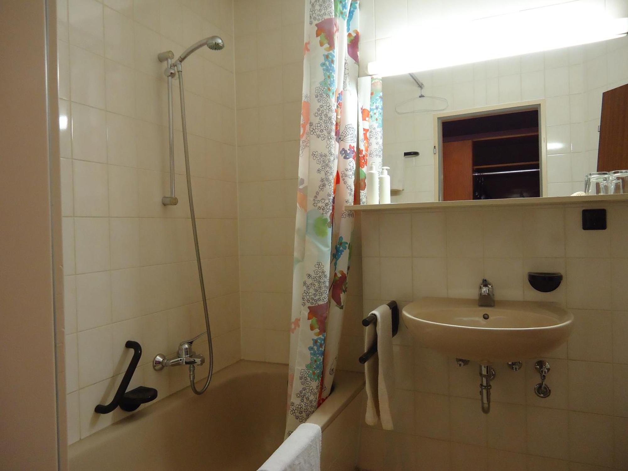 enjoyHotel garni Korntal Stuttgart Bagian luar foto
